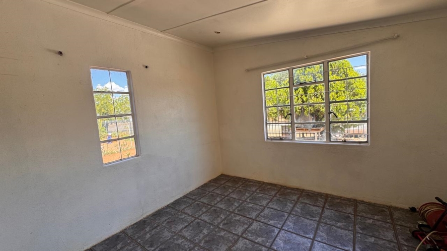 3 Bedroom Property for Sale in Beaconsfield Northern Cape